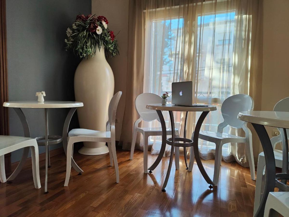 Boutique Lorena By Charming Adults Recommended Hotel 2*