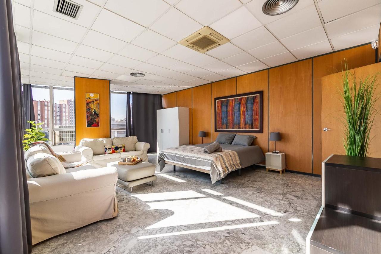 Grand Soho Ofihouse Apartment