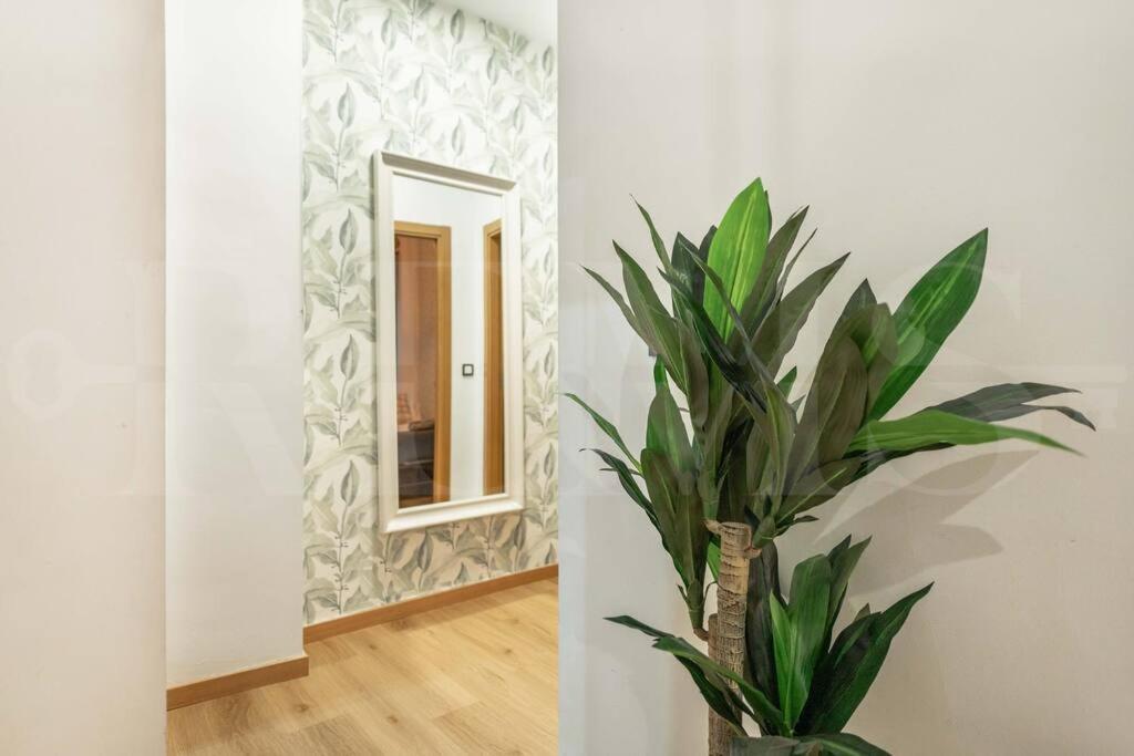 Apartment Relaxing With Parking In The Center By Rems Malaga