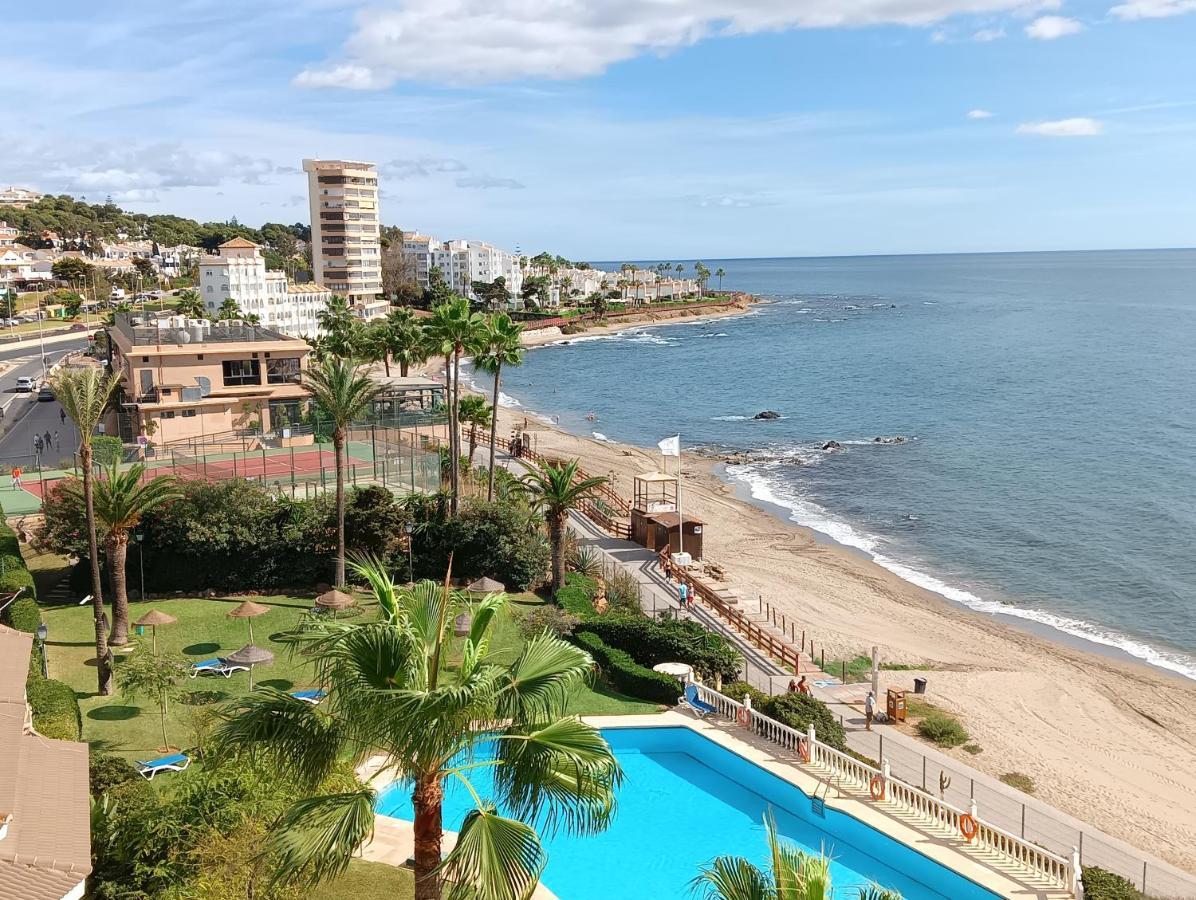 Apartment En Urb Primera Linea De Playa Malaga