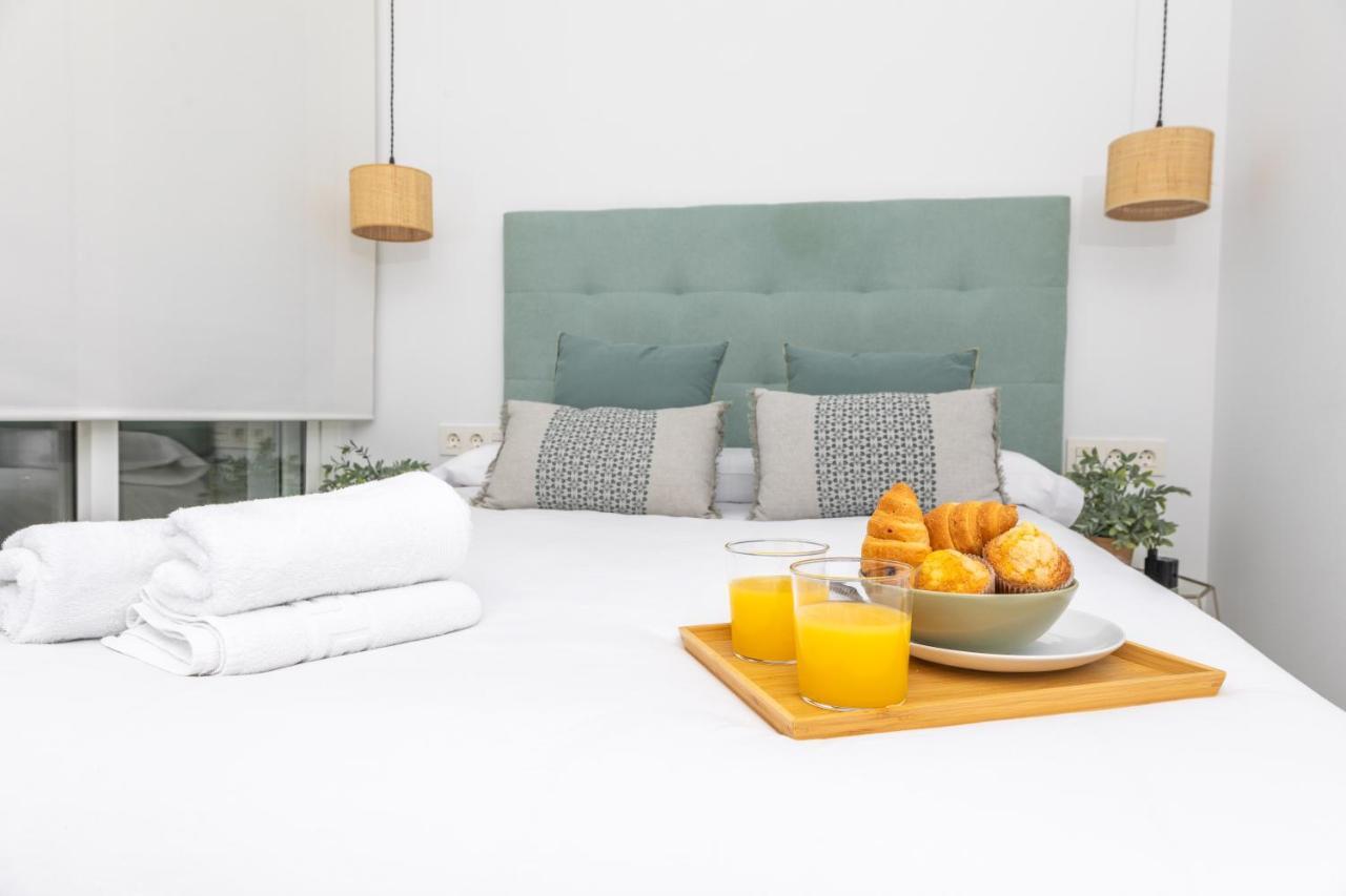 Apartment Carreteria, Central, Cosy With An Andalusian Patio Malaga