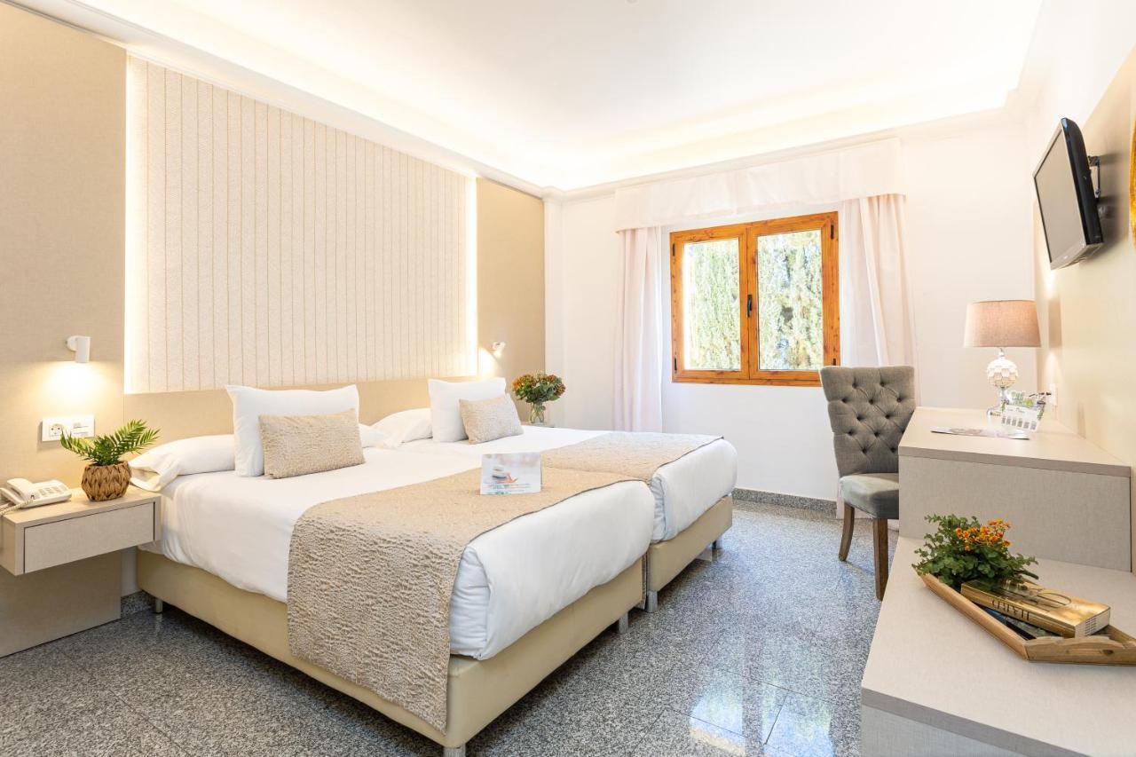 Hotel Plaza Del Castillo Malaga