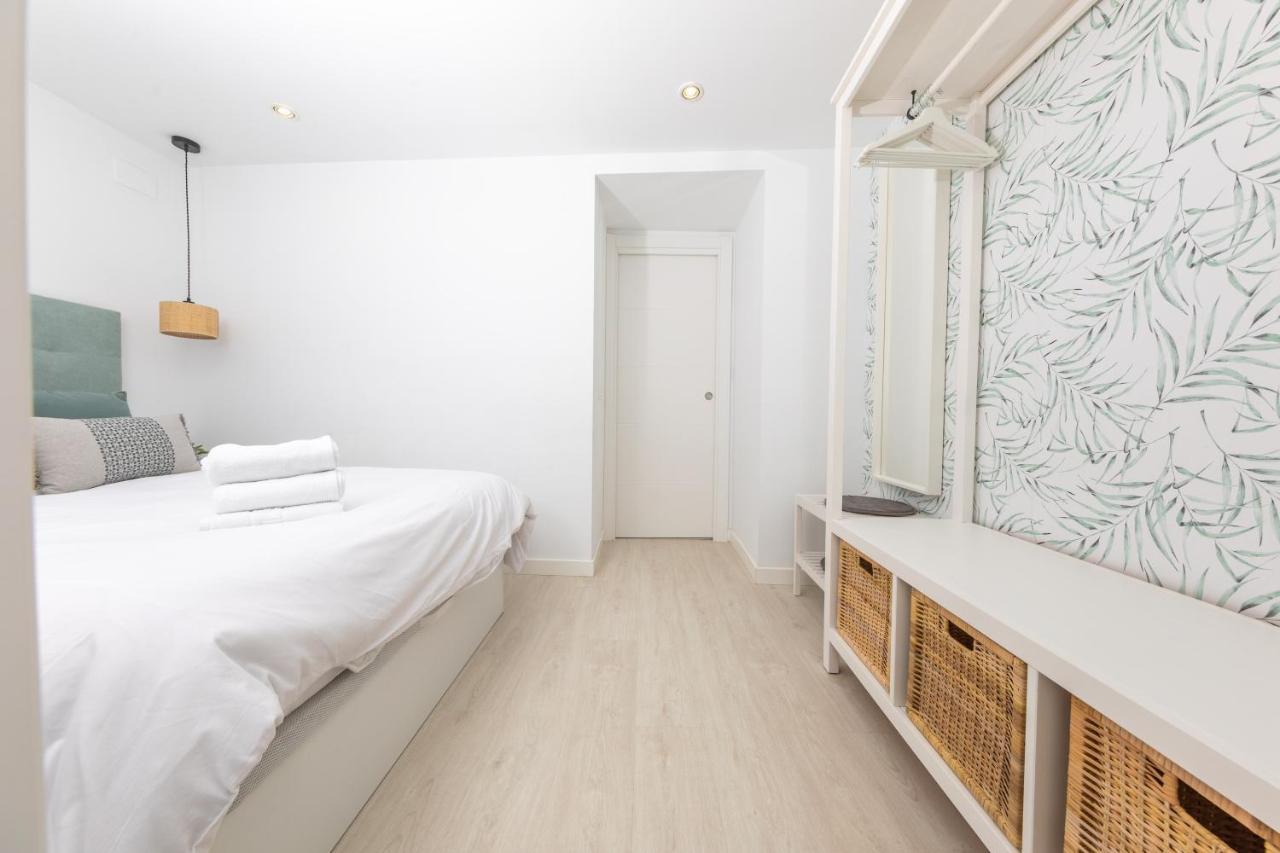 Carreteria, Central, Cosy With An Andalusian Patio Apartment