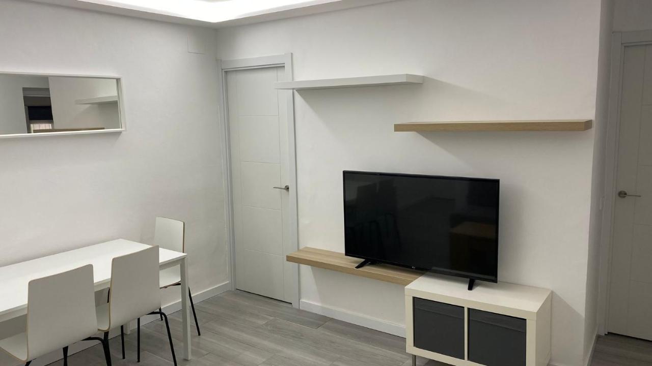 Fantastico Bajo Con Patio Junto A La Playa Appartement