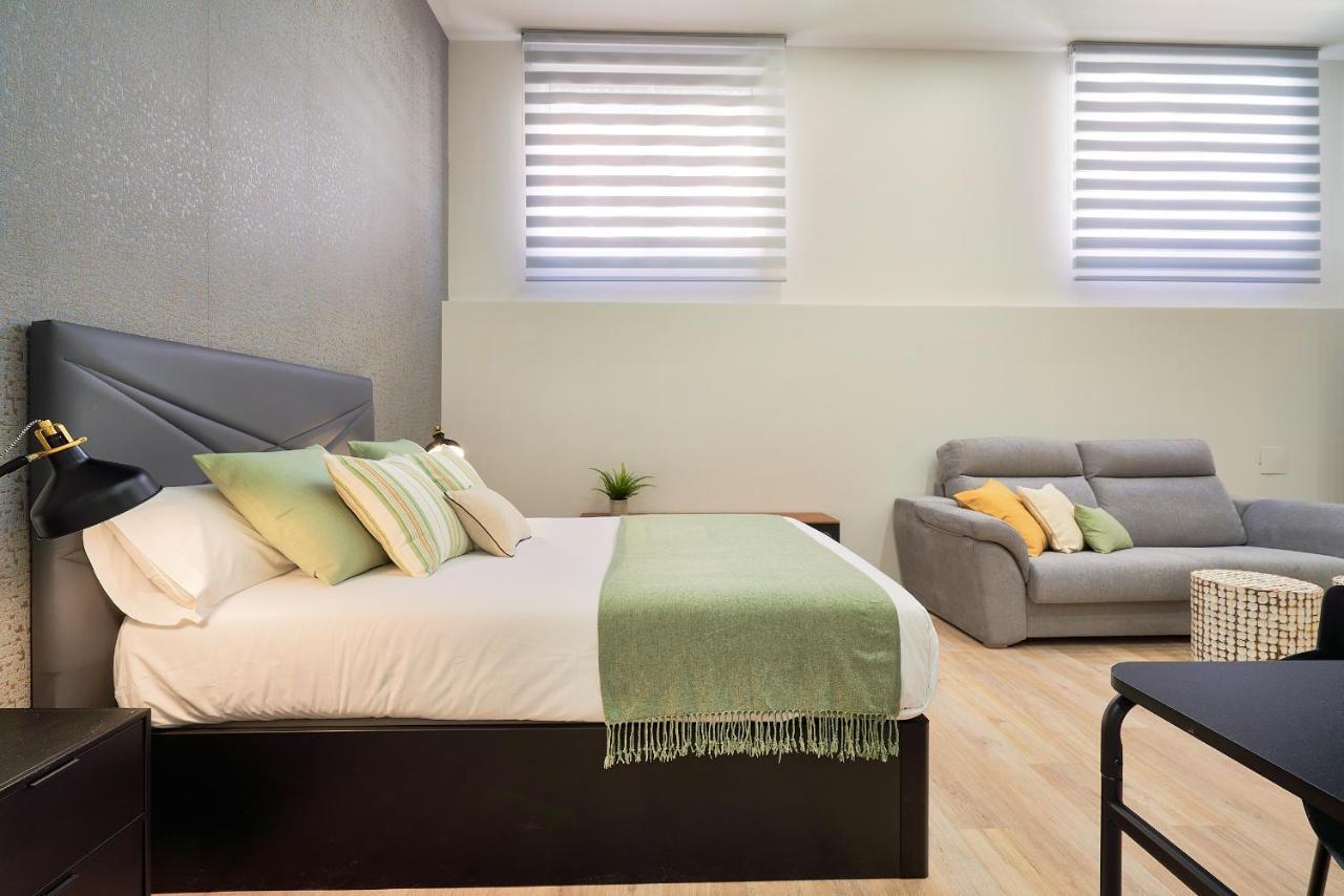 Apartamento Del Parque Flats Estudio Capuchinos