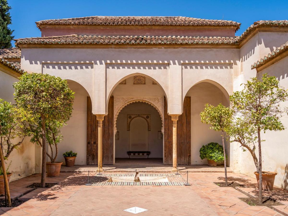 Sanders San Patricio - Dreamy Two-bedroom Downtown *