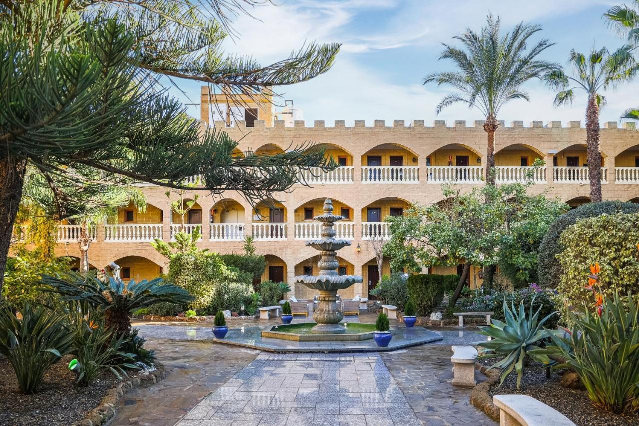 Hotel Plaza Del Castillo Malaga