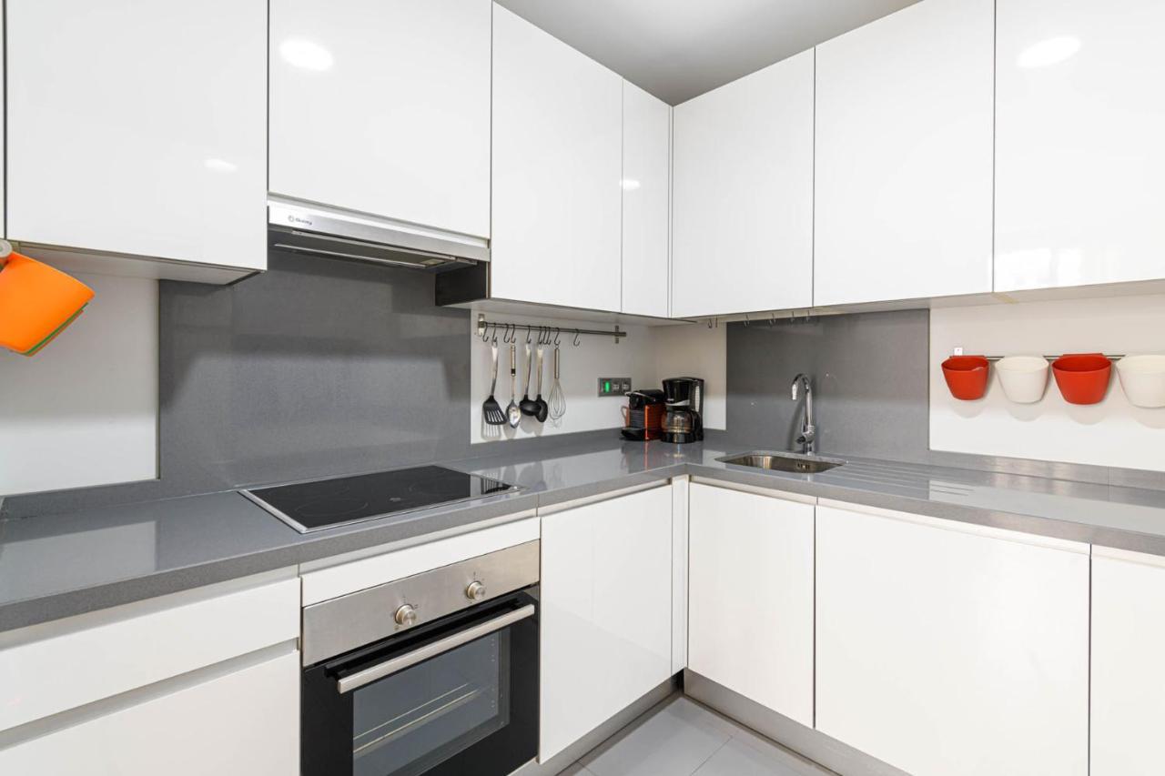 Sebastian Souviron In By Solaga Homes Apartment *