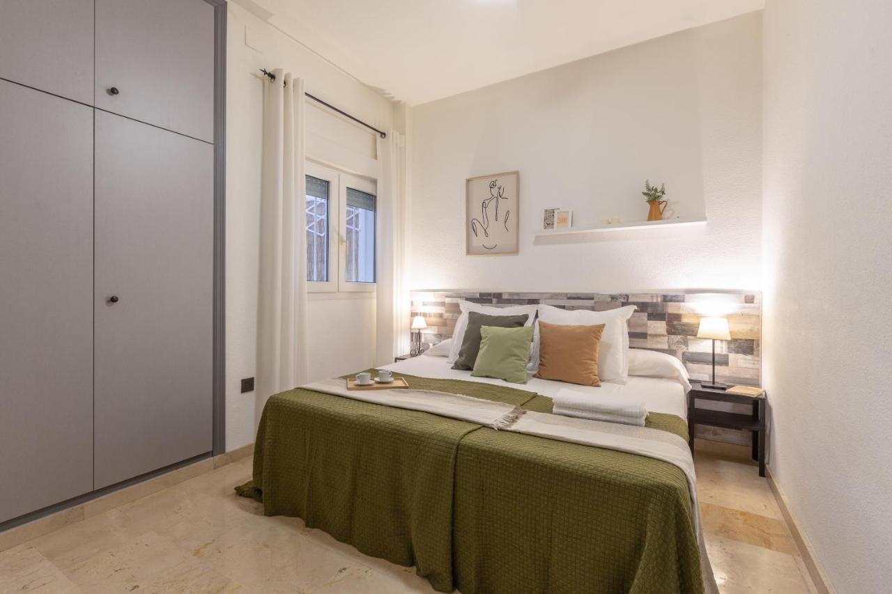 Apartment Center *