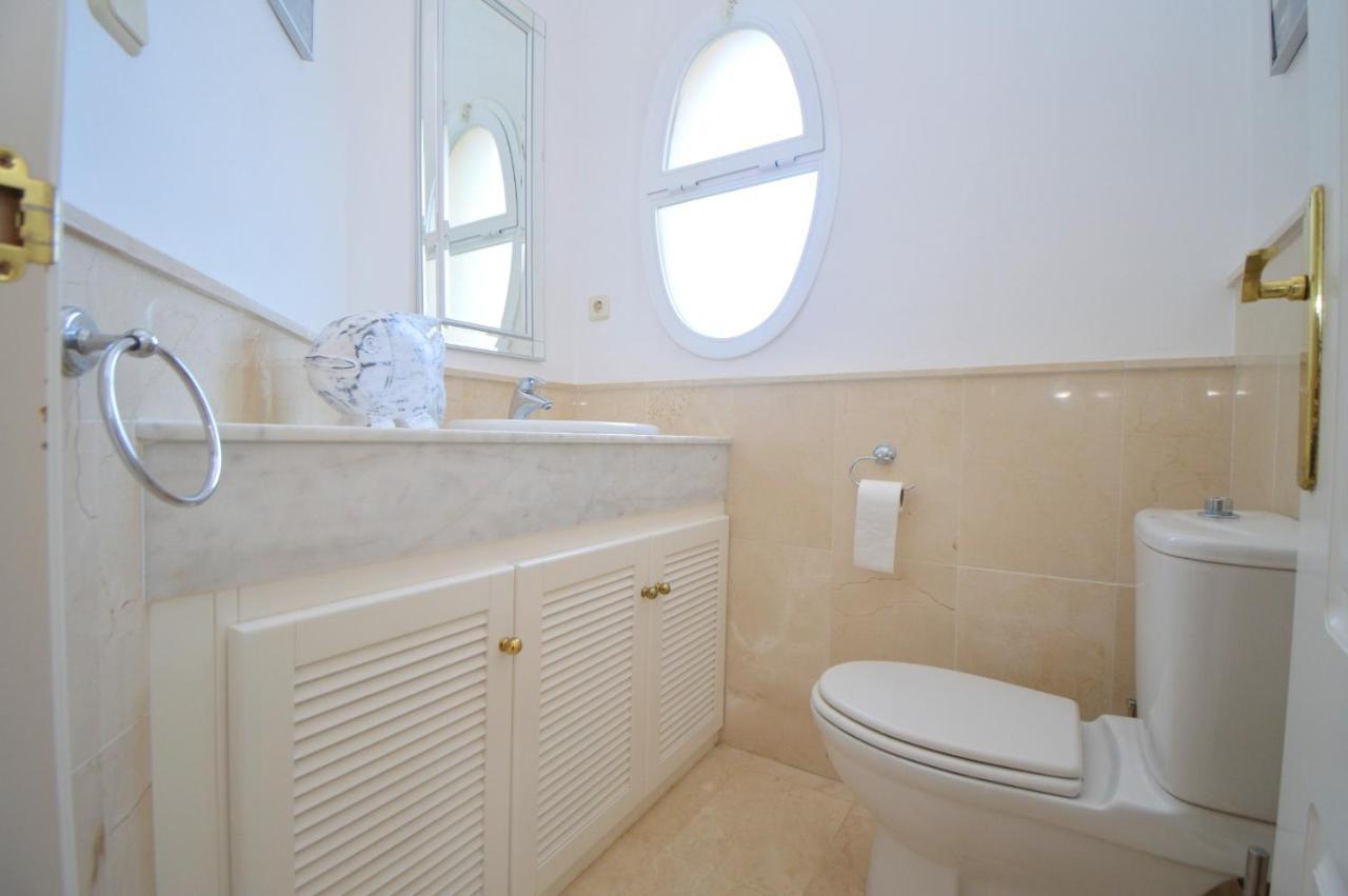 Holiday home Lomas De Riviera 3 Bed Townhouse Malaga