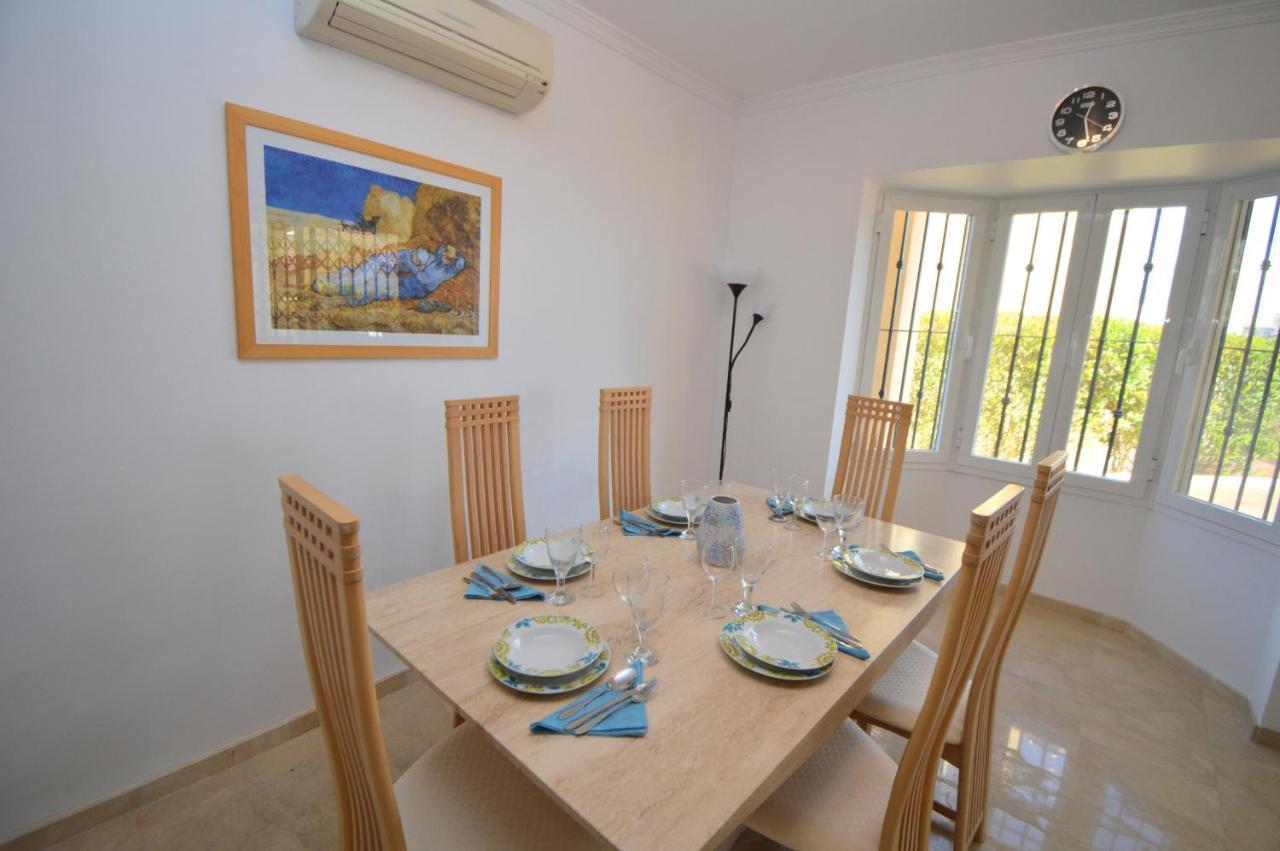 Lomas De Riviera 3 Bed Townhouse *