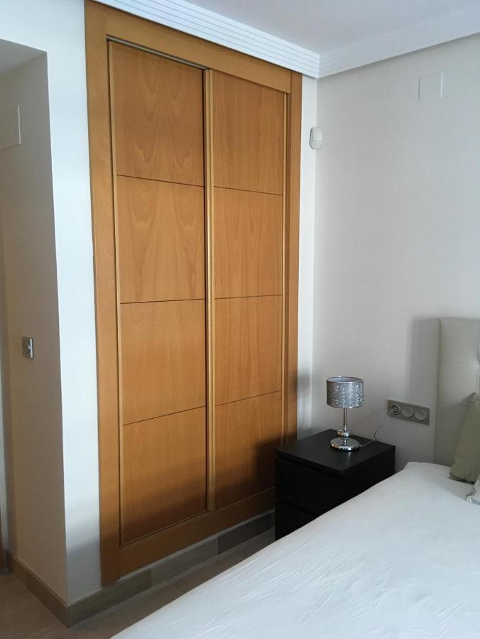 Apartment Piso Frente Al Mar Primera Linea De Playa En Con Parking Gratuito *