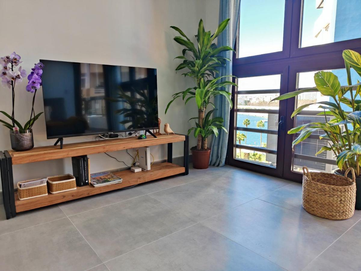 Apartment Port And -parking- *