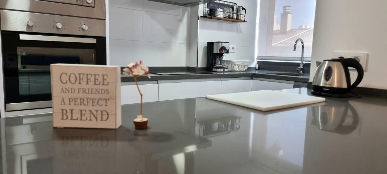 Almansa Shoping & Balcony 3 Bedrooms City Center * Malaga