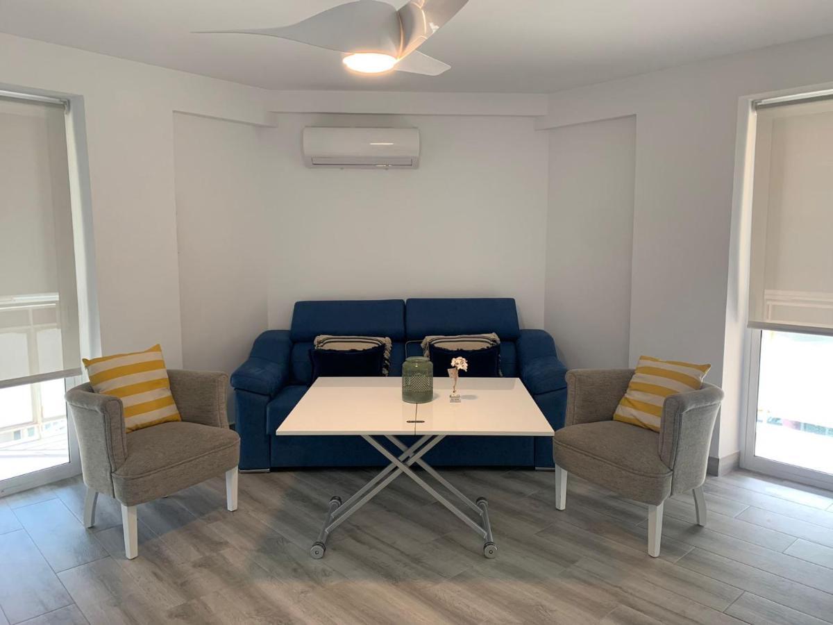 Almansa Shoping & Balcony 3 Bedrooms City Center * Malaga