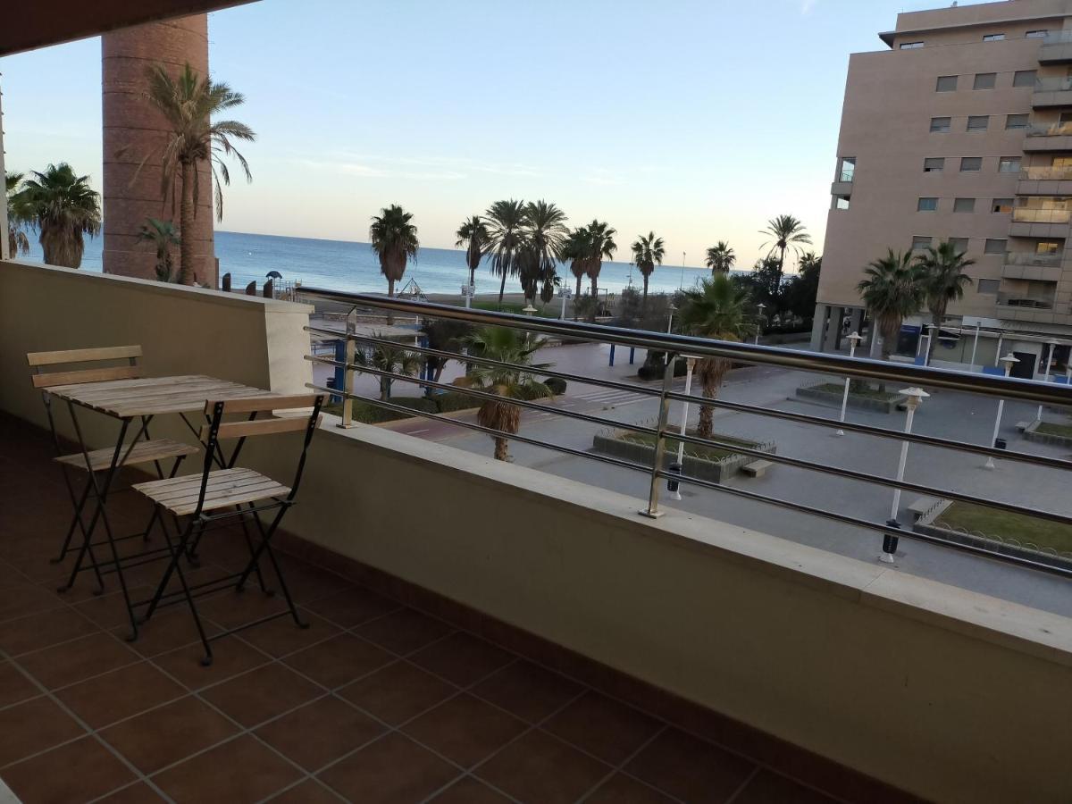 Paseo Maritimo Antonio Banderas Apartment