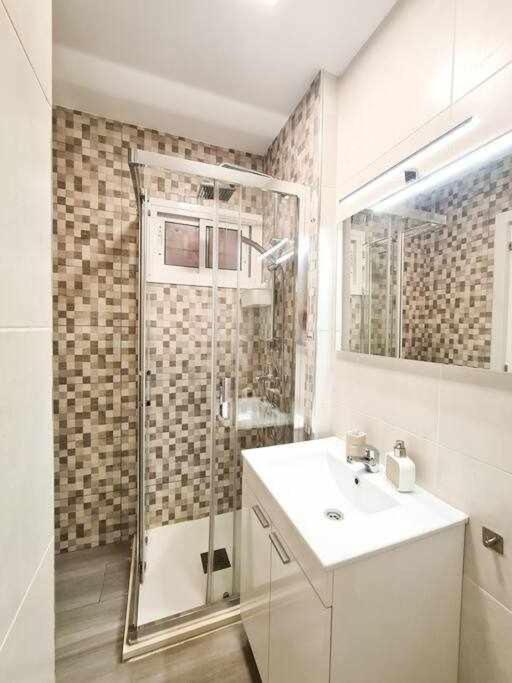 Apartment Golden Aguila 215 Málaga