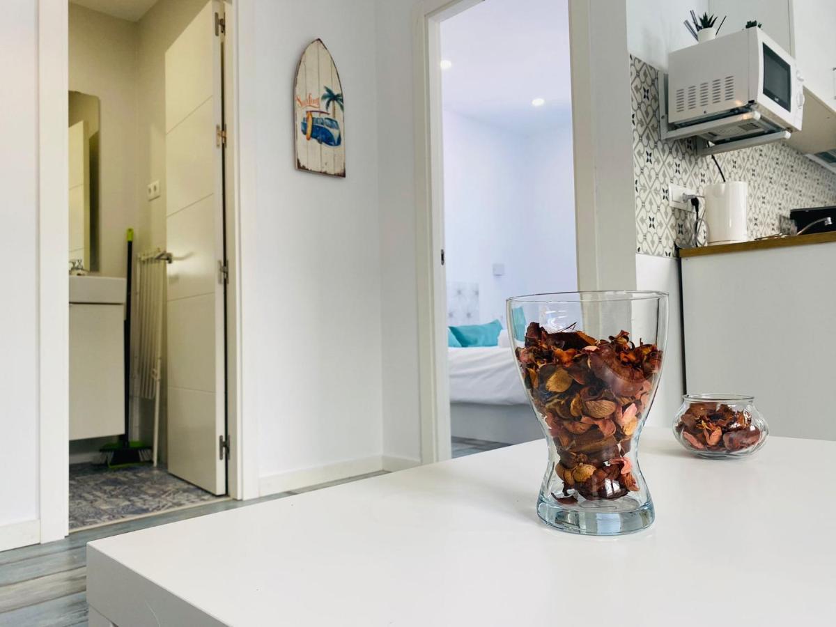 Bonito En 2º Linea De Playa & Parking Apartment Malaga