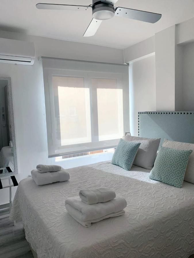 Apartment Almansa Shoping & Balcony 3 Bedrooms City Center
