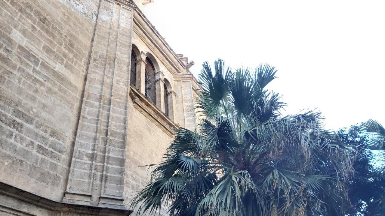 Del Parque Flats Catedral Family * Málaga