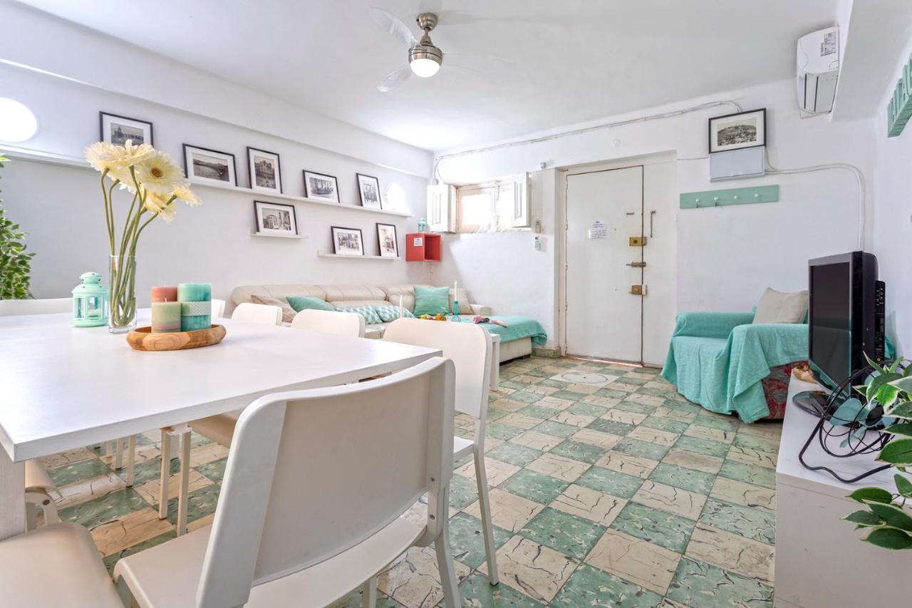 Big Flat In Center With Patio Apartment Málaga
