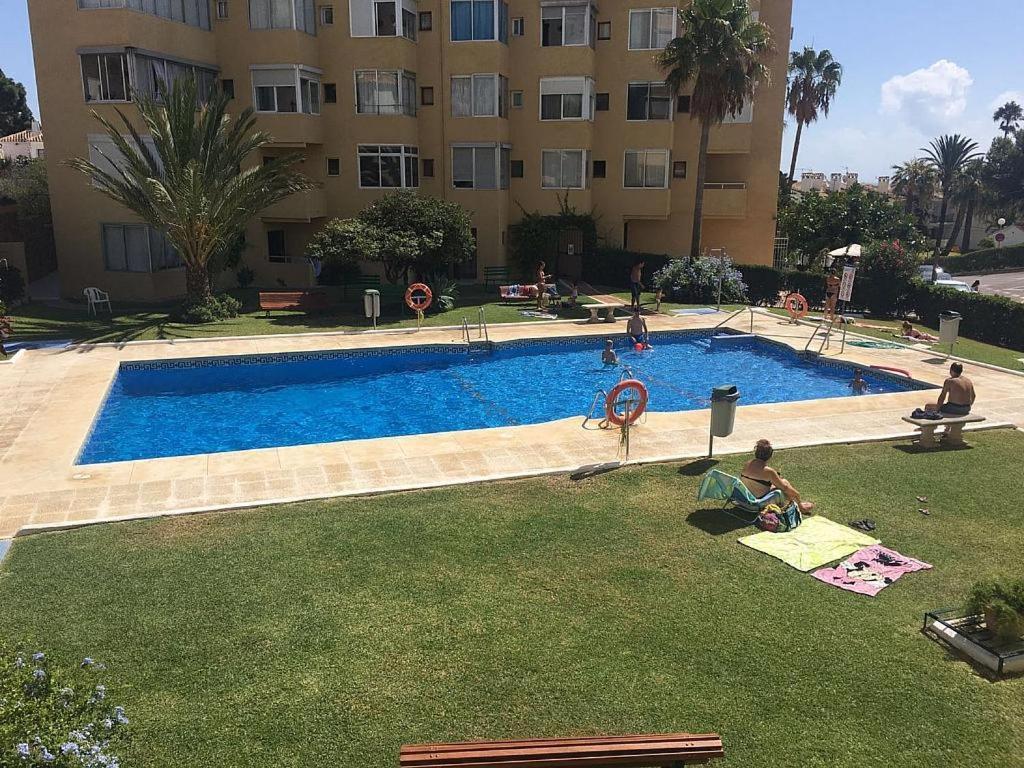 Apartment Frente A La Playa. Vistas Al Mar. La Cala De Mijas Malaga