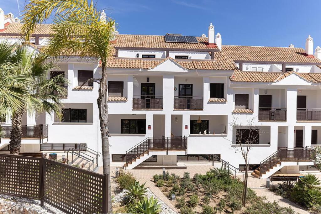 Stunning Modern Townhouse In Riviera Del Sol Apartment Málaga