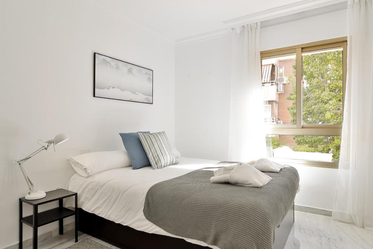 C9 Roomy Luminous 5 Bedroom In Town Apartamento *