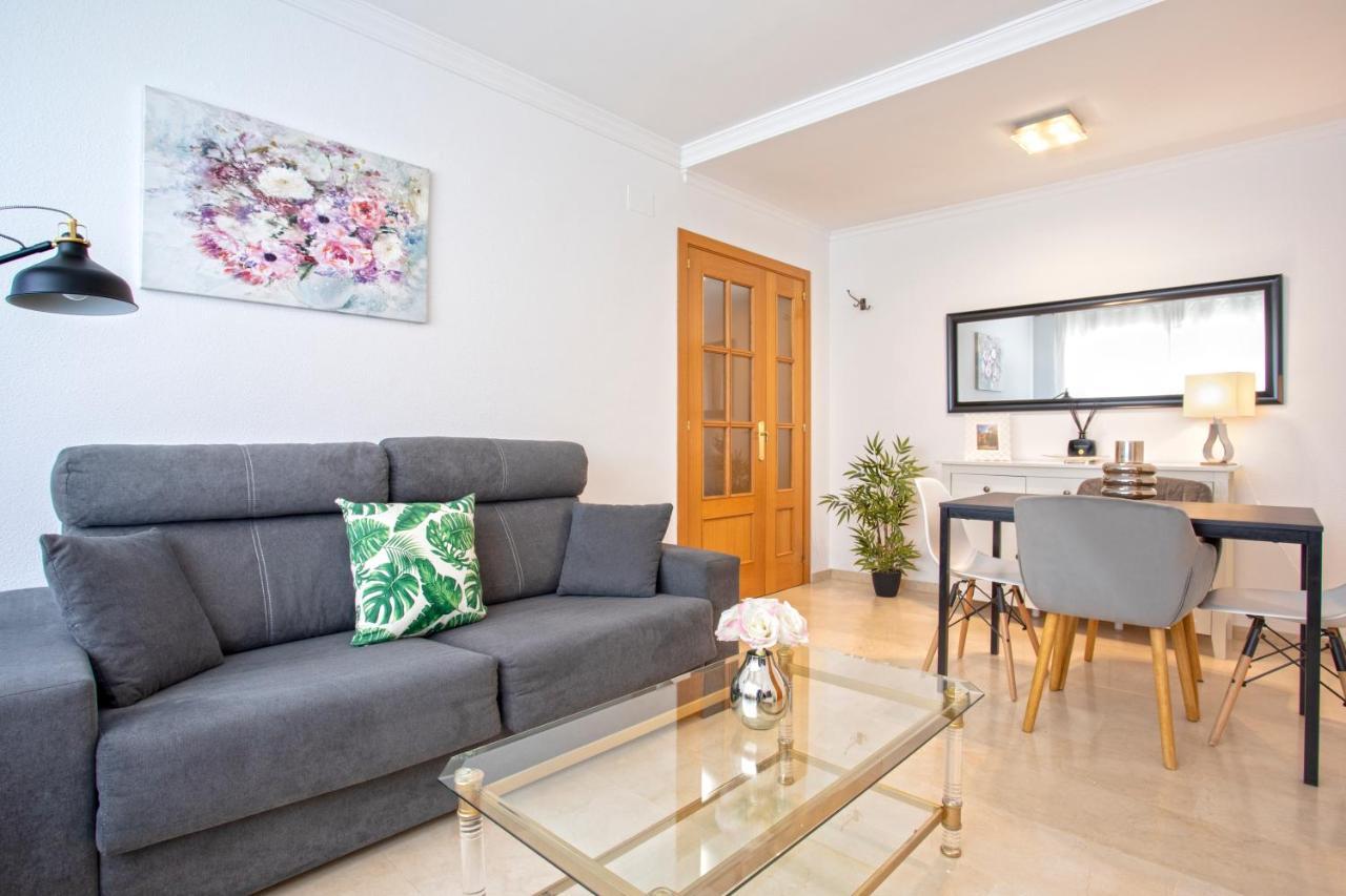 Araucaria Garden & Parking *