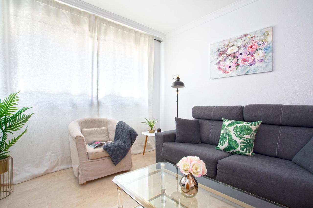 Araucaria Garden & Parking Apartment Malaga