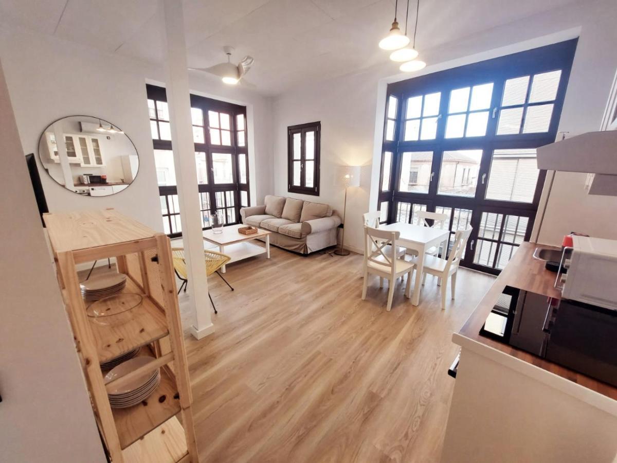 Dona Elvira Carreteria Apartment Málaga