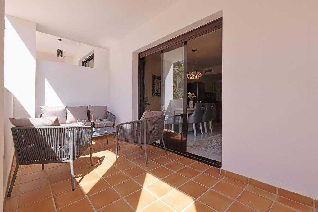 Stunning Modern Townhouse In Riviera Del Sol Malaga