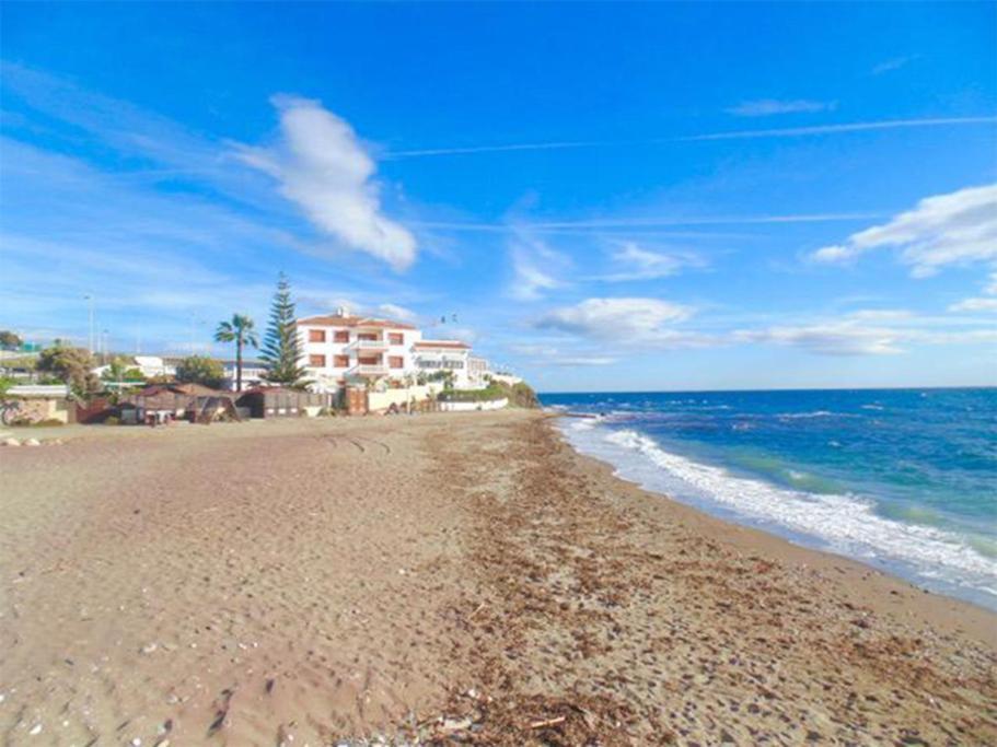 Luxurious 2 Bedroom 2 Bathroom Near Málaga
