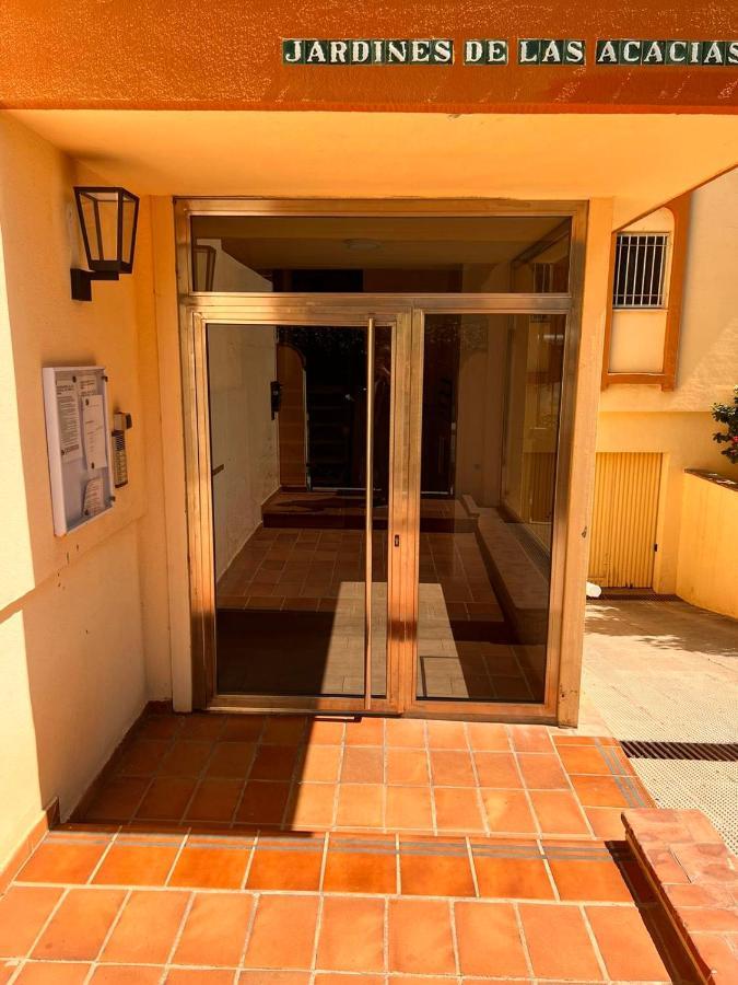 Apartment Pedregalejo Playa, Piscina Y Parking *