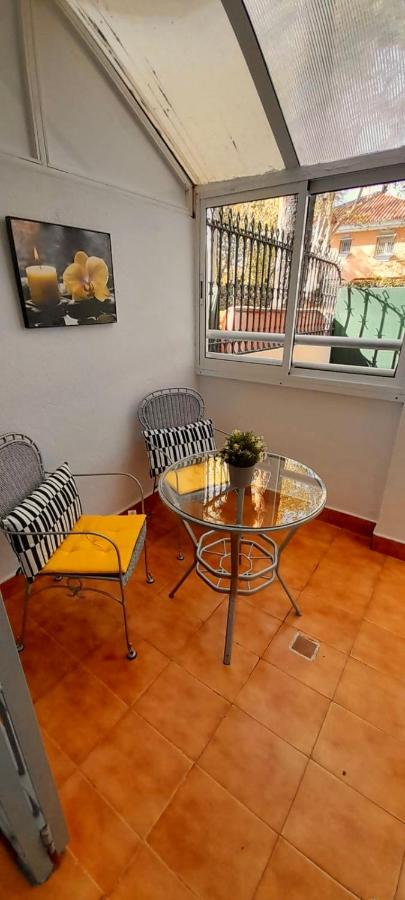 Apartamento Pedregalejo Playa, Piscina Y Parking