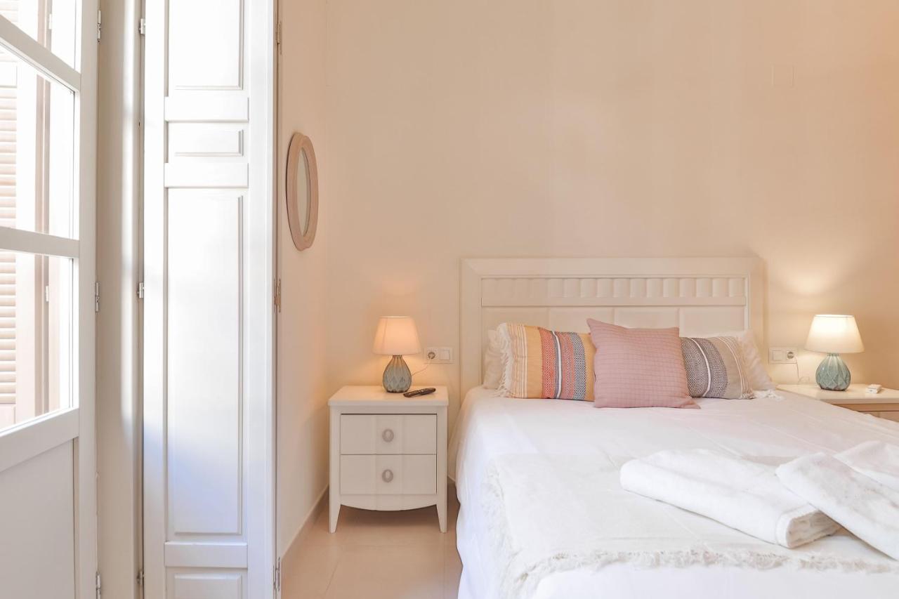 Flat 2 Bedrooms In The Center * Malaga