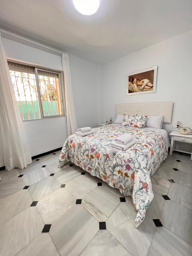 Pedregalejo Playa, Piscina Y Parking Apartment Malaga