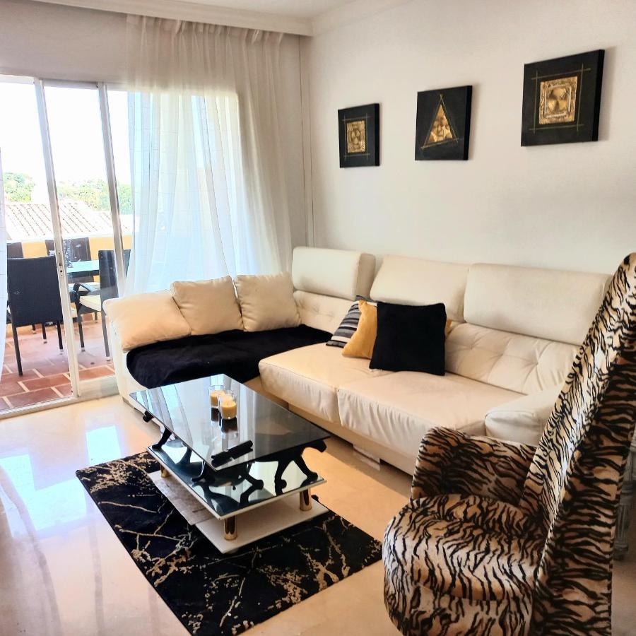 Bedrooms In Amazing Share Luxury Place In Marbella Homestay *