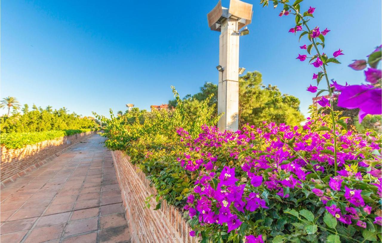 3 Bedroom Beautiful In Apartment Malaga