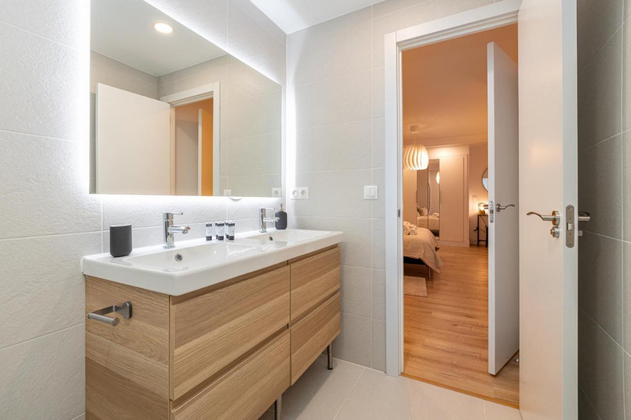 C26 Gorgeous 4 Bdrm In Plaza Uncibay * Malaga