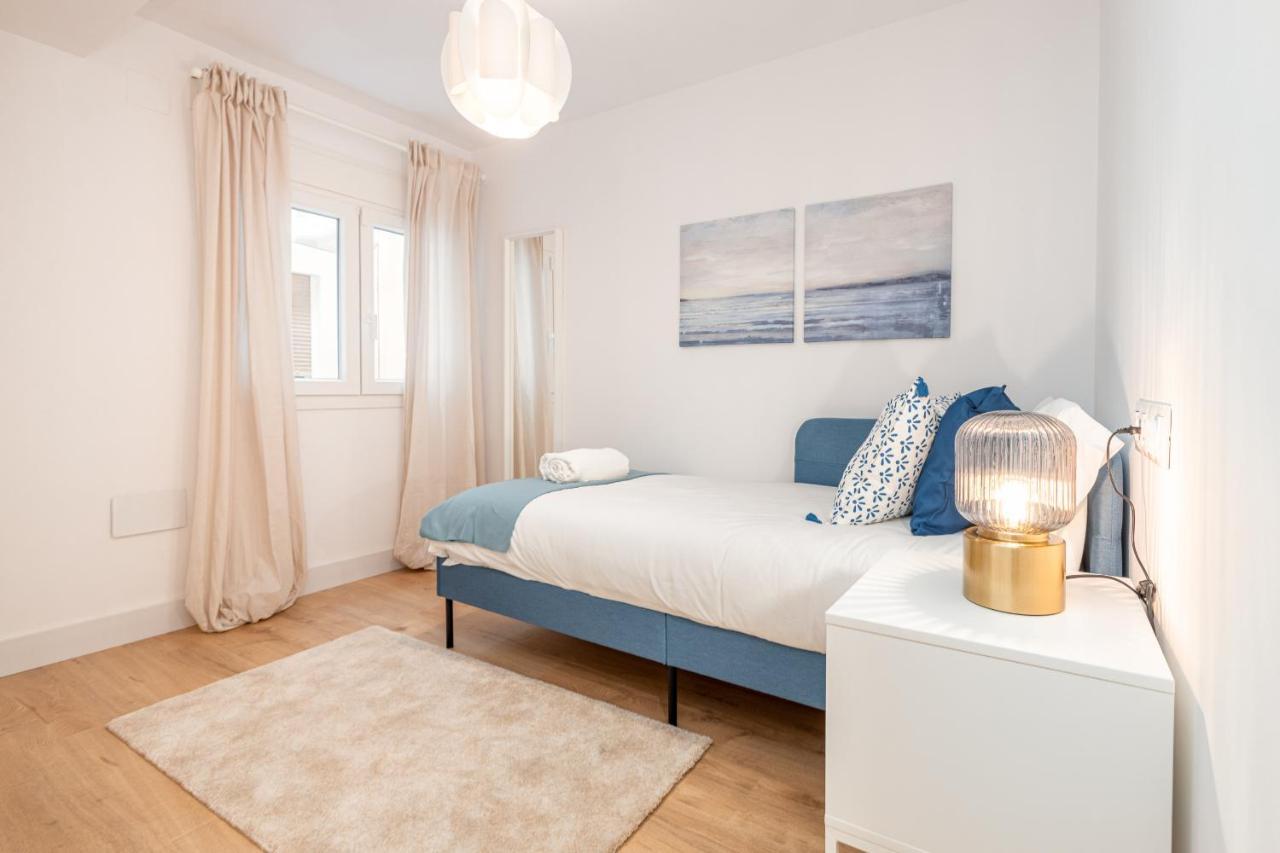 C26 Gorgeous 4 Bdrm In Plaza Uncibay Malaga