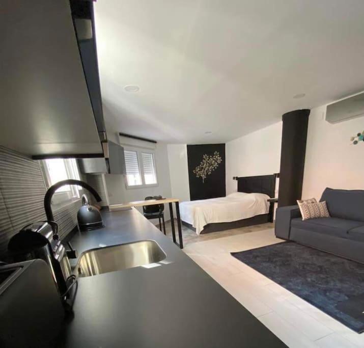 Casa Afrodita 2 *