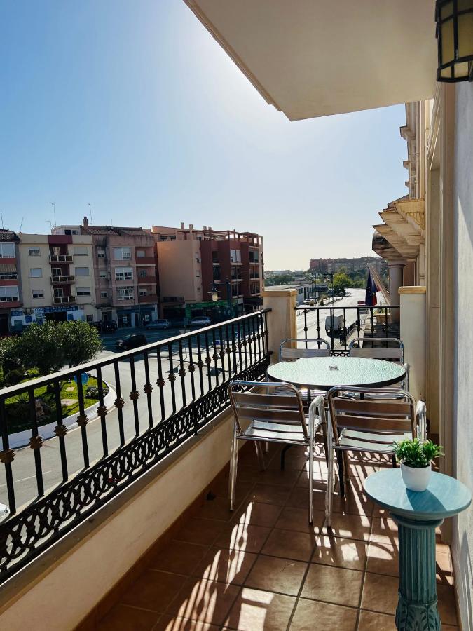 The Sunset Balcony - Apartment