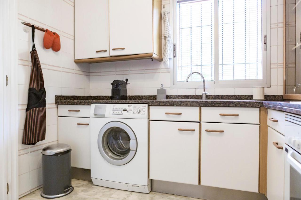 Holiday home Casa Jardin - Residential Area -free Parking Outdoor- Malaga