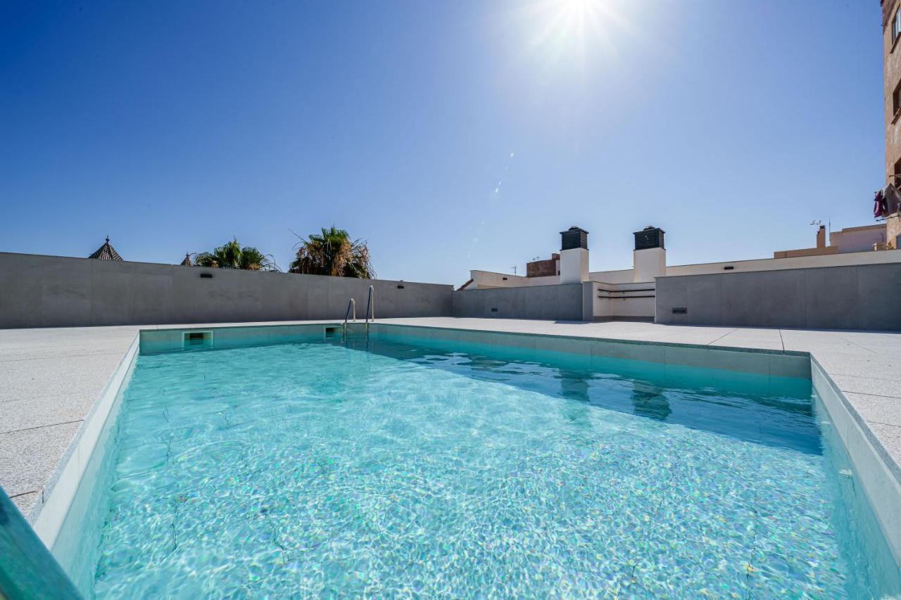 Apartment Centre Pool & Parking Malaga