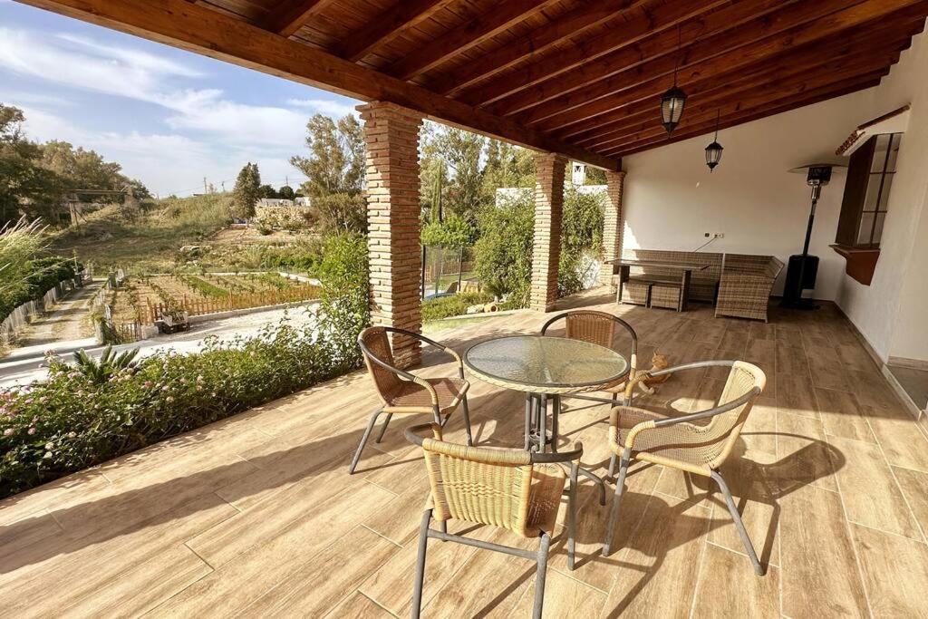 De Diseno Con Piscina Y Barbacoa Málaga