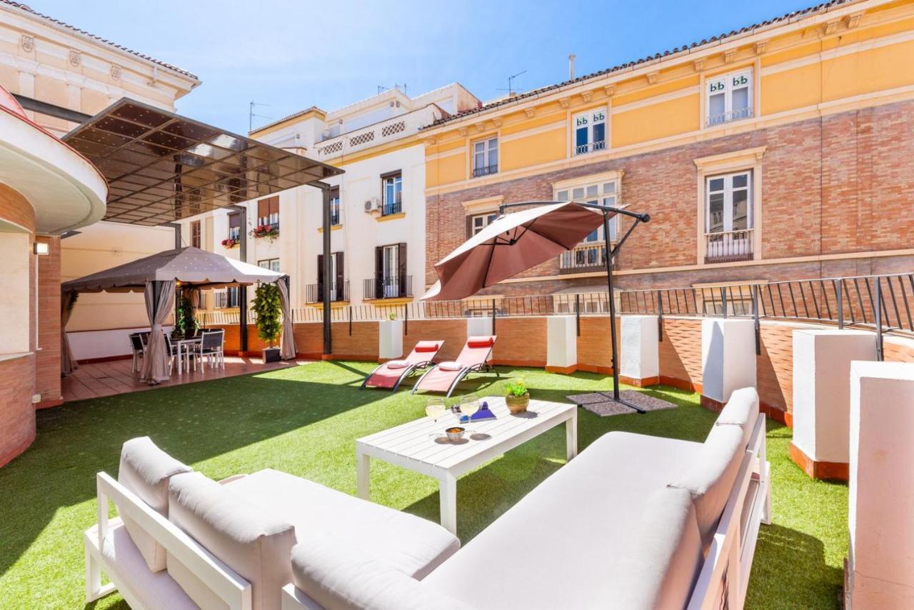 Gran Terraza Con Vistas A Calle Larios Málaga