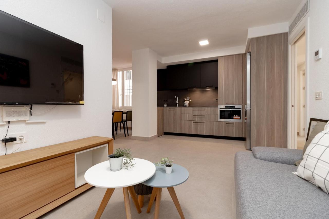C23 Lovely 4 Bedroom Close To Maria Zambrano Apartment *