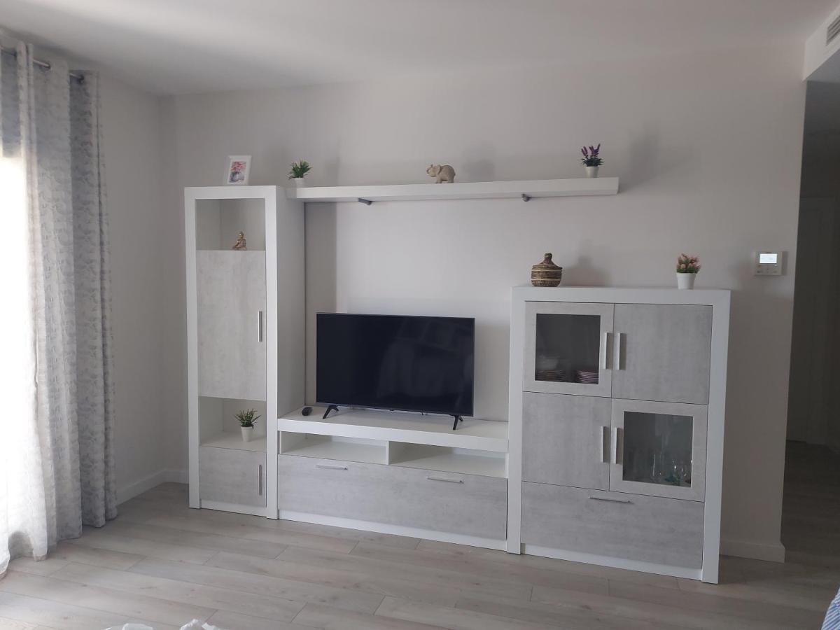 Apartment En Valle-niza, Almayate, Benajarafe, Torre Del Mar A 50 Metros De La Playa Málaga