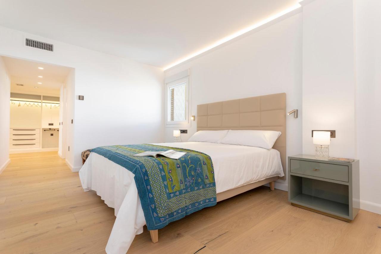 Apartment Malagueta Luz By Renthas